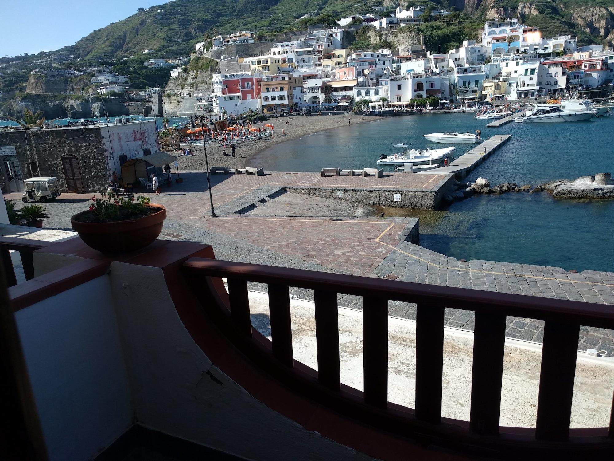 Hotel Conte - S. Angelo Bay Serrara Fontana المظهر الخارجي الصورة