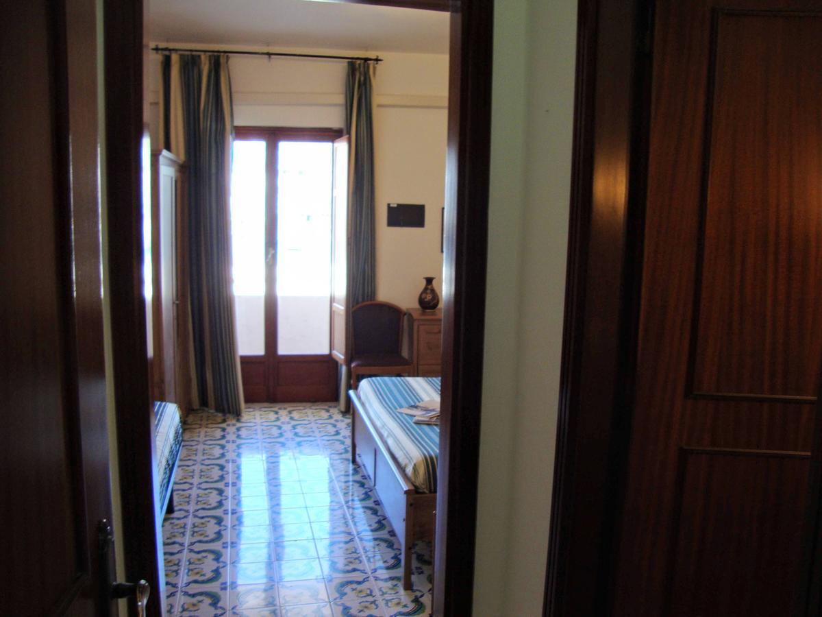 Hotel Conte - S. Angelo Bay Serrara Fontana المظهر الخارجي الصورة