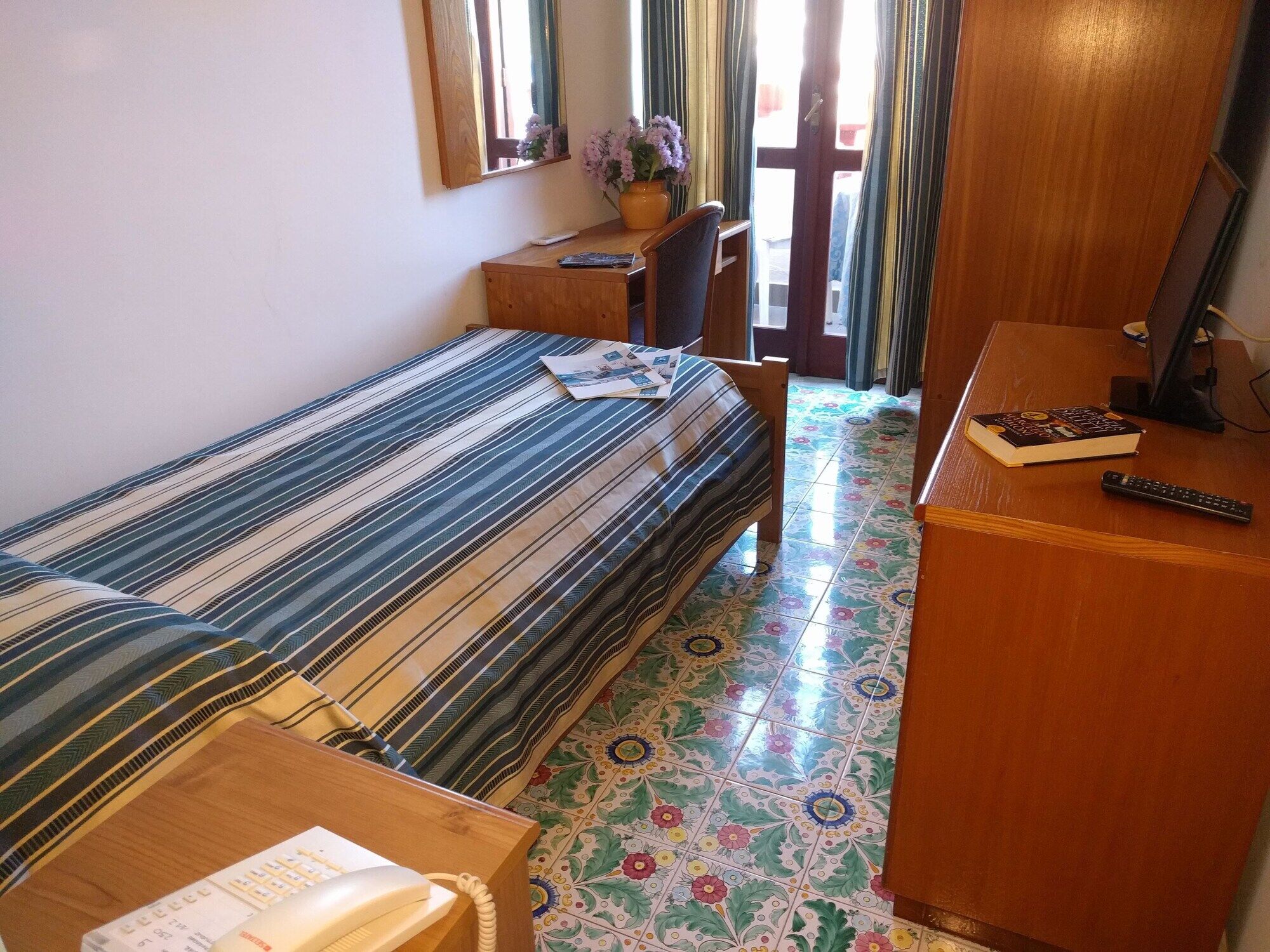 Hotel Conte - S. Angelo Bay Serrara Fontana المظهر الخارجي الصورة