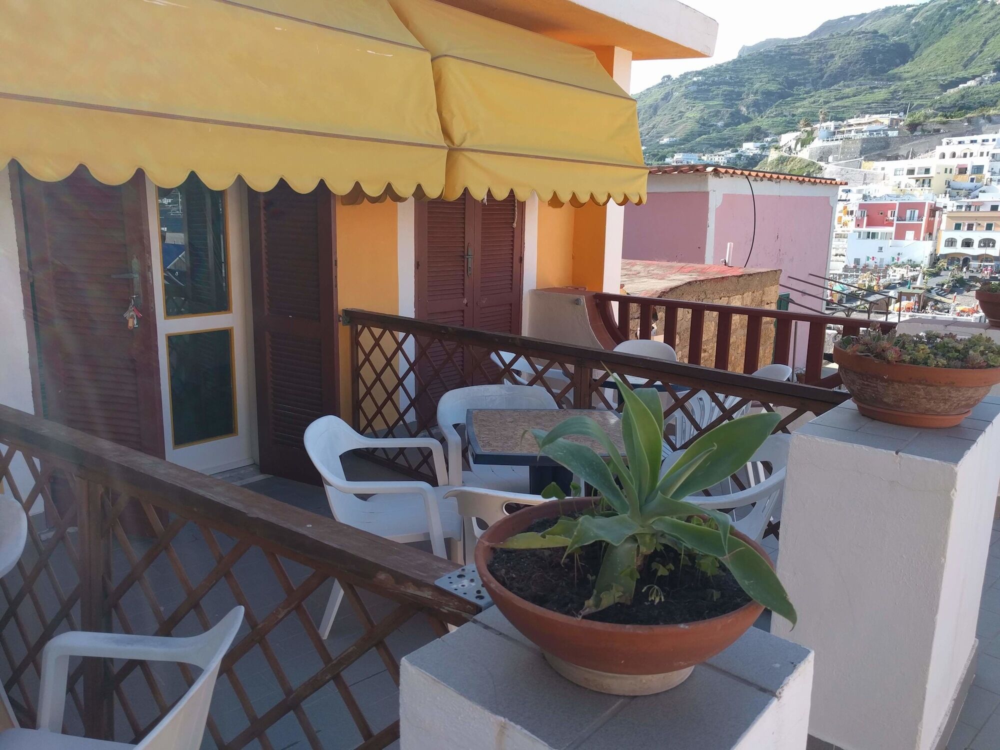 Hotel Conte - S. Angelo Bay Serrara Fontana المظهر الخارجي الصورة